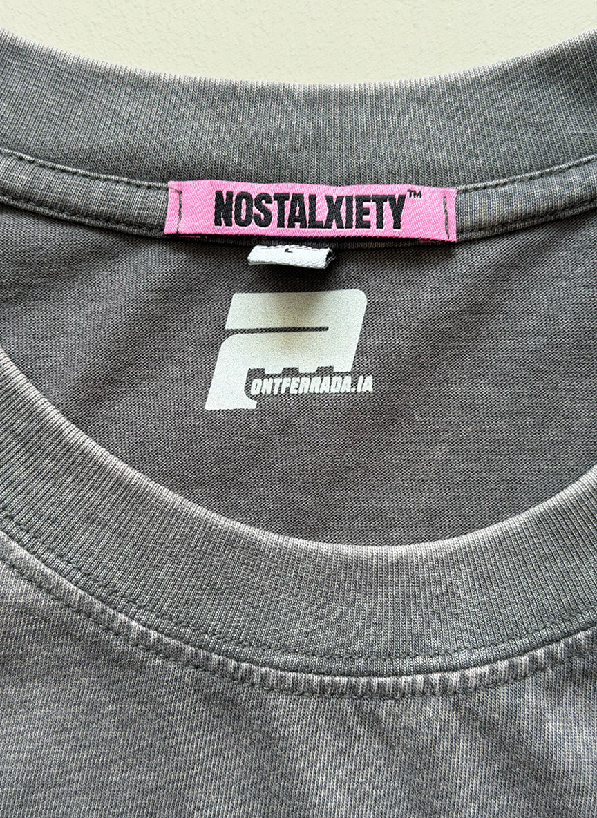 Camiseta PONT FERRADA - NOSTALXIETY x Ponferrada IA